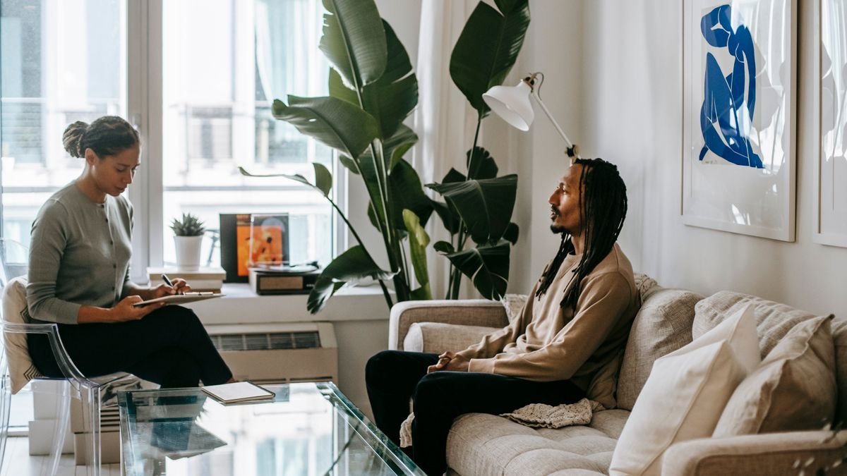 Supporting a Family Member with Mental Illness: A Guide